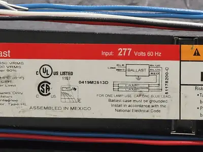 USED UNIVERSAL LIGHTING B232I277RH-A