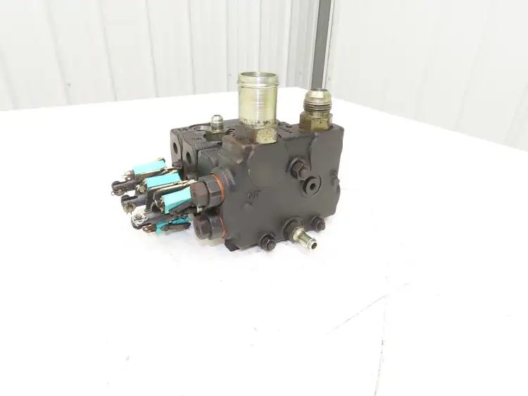 Used HUSCO _UNKNOWN_ Forklift Attachments | Arrow Industrial #562776