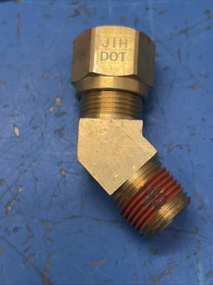 (4) NNB Velvac 017886 Air Brake Fittings 1/2" X 3/8" Fast 🇺🇸 Shipping