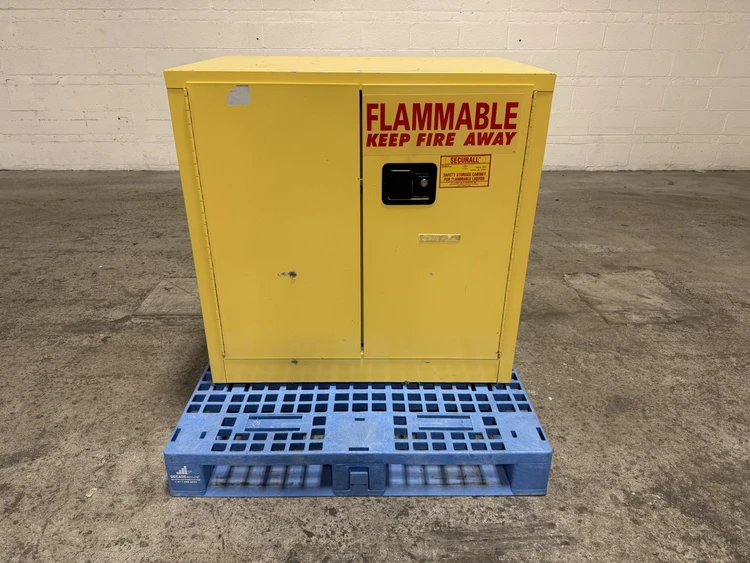 Used _UNKNOWN_ _UNKNOWN_ Hazardous Storage Units Ohio US | Federal Equipment Company #1393706
