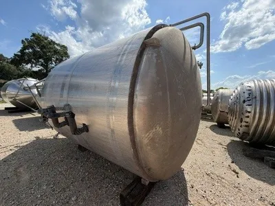 Used JV NORTHWEST 3,300 GALLON Stainless Steel Tanks New Jersey US | Perry Equipment #915825