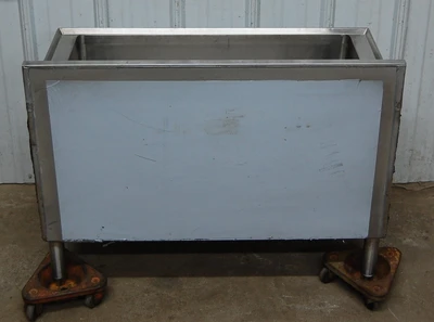 142-1112 BK Resources 36 Inch Underbar Ice  Bin w 8 Circuit Cold Plate