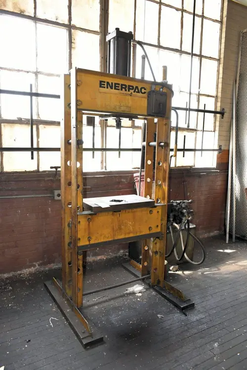 Used ENERPAC _UNKNOWN_ H-Frame Presses Ohio US | Yoder Brothers machinery 5 #207730
