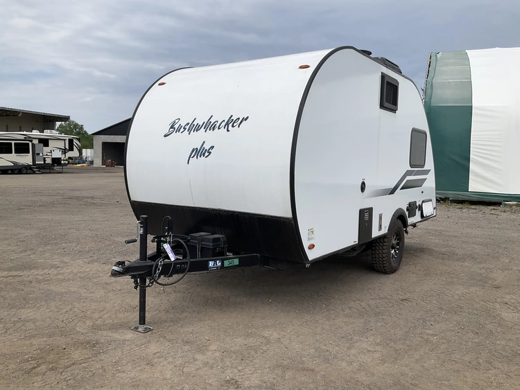 Used 2023 BRAXTON CREEK BUSHWACKER Campers, Caravans, Motorhomes Michigan US | Miedema Asset Management Group #1186773