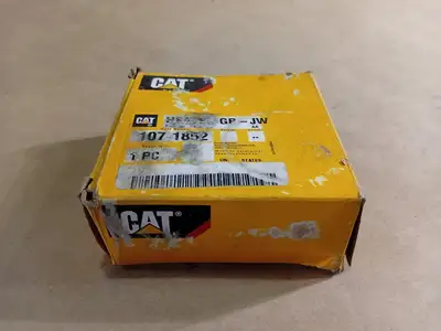 NEW CATERPILLAR 107-1852