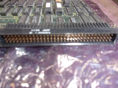 USED Universal Instruments 42004705-00