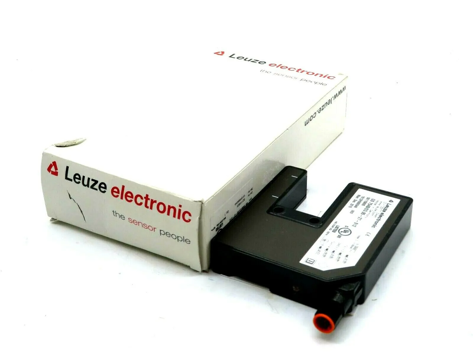 NEW LEUZE ELECTRONIC GS 754B/D3.05-27-S12 SENSOR D-73277 GS754BD30527S12