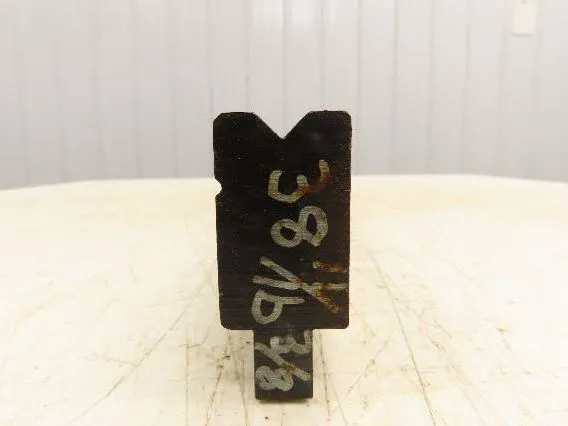 Press Brake Die 38-5/8" Long 90° V 3/8" W 3/16" D 1-3/4" H 1/2" Tang