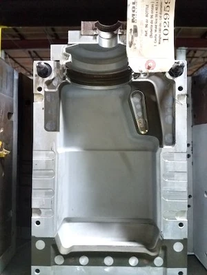 96 oz Lubricant Bottle mold