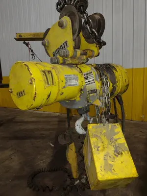 1 TON RELIABLE WALL MOUNTED JIB CRANE W/ 1 TON BUDGIT HOIST & TROLLEY: YOBRO #25151
