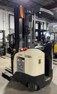 Used 2017 CROWN RM6025-45 Reach Trucks Pennsylvania US | National Lift Equipment #1382475
