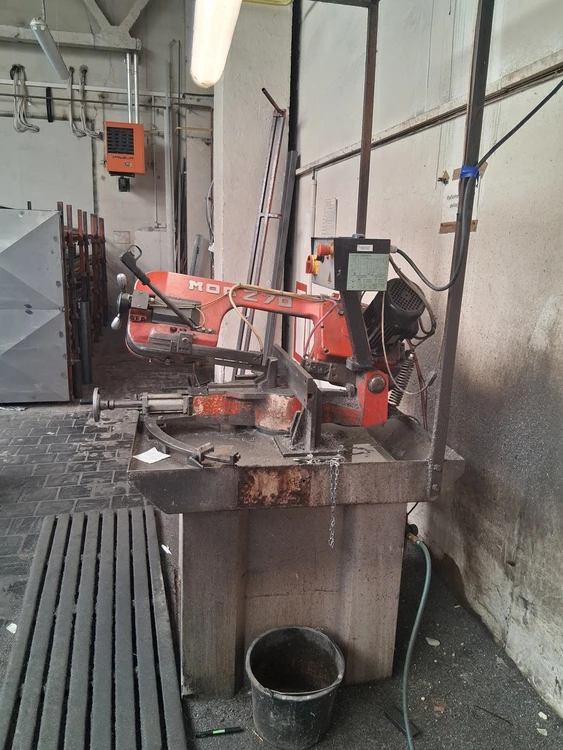 Used 1997 BIANCO MOD 270 MAN Horizontal Band Saws CZ | Amaron s.r.o. #1124118