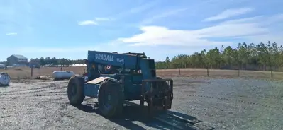 6,000 LB X 24' GRADALL MODEL #524 OFF ROAD TELEHANDLER, WITH SOLID RUBBER TIRES: YOBRO #25163