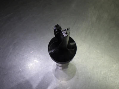 Komet 5/8" Coolant Thru Indexable Drill 1.25" Shank V57 51590 (LOC2472)