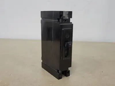 30 Amp, 1 Pole Circuit Breaker