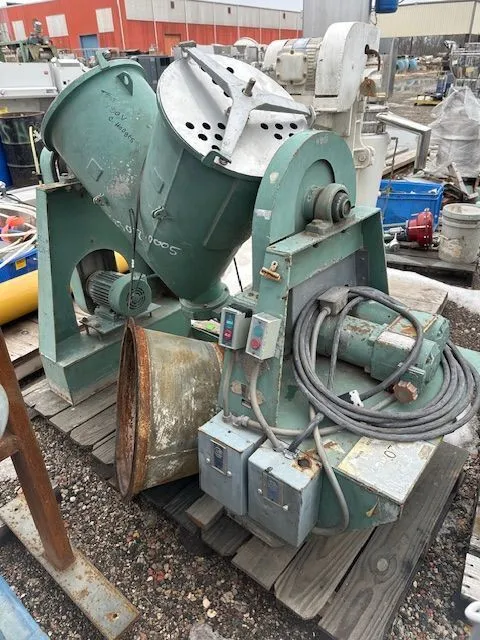 Used PATTERSON-KELLEY 210308 Mixers New Jersey US | Perry Equipment #122924