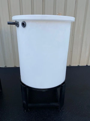 Chem-Tainer 110 Gallon Poly Molded Plastic Tank
