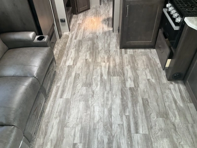 USED 2022 TRANSCEND 245RL