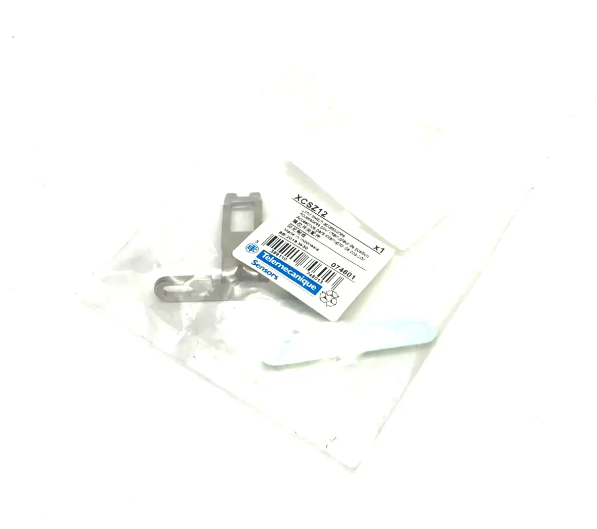NEW TELEMECANIQUE FLEXIBLE TONGUE KEY FOR SWITCHES