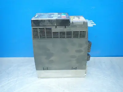 NEW SIEMENS 6SL32101KE118UF1
