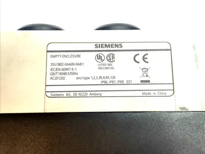 USED SIEMENS PUSHBUTTON ENCLOSURE ASSEMBLY