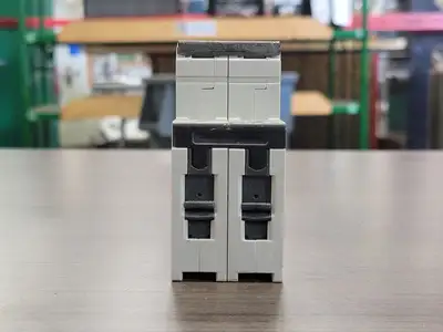 USED SIEMENS 5SY62-C2