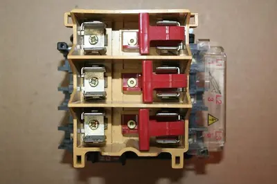 USED ALLEN BRADLEY 194R-NJ030P3 SER B