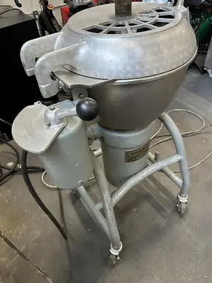 Hobart VCM-25 25 Quart Aluminum Cutter/Mixer