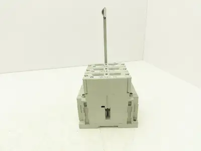 Allen Bradley 194R-J30-1753 Fused Disconnect Switch  3-Pole 30A 600VAC Ser A