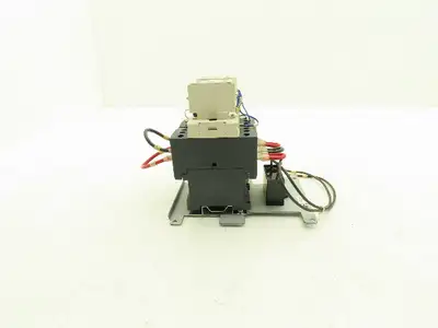 Schneider Electric LC1DT40-BD Contactor 3Ph 600v 20Hp 24vDC Coil Lot of 2