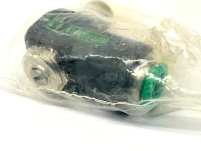 NEW NUMATICS 360-DEG SWIVEL FLOW CONTROL VALVE FITTING 1/4" NPT, 3/8" PTC