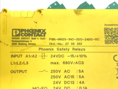 USED PHOENIX CONTACT SAFETY RELAY 24VDC 2702355