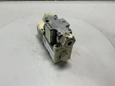 USED VICKERS DG4V-3-2AL-M-P2-T-7-50