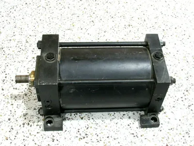 NEW PARKER CC2ATI4C CYLINDER 7" BORE 9" STROKE