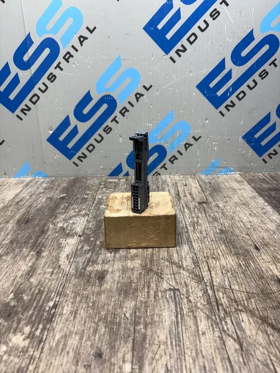 Used SIEMENS 6ES7193-6BP00-0BA1 Misc Electrical & Power Parts South Carolina US | ESS Industrial Equipment Sales #1308948