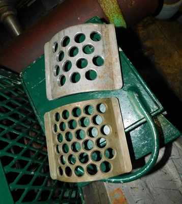 USED CUMBERLAND KNIFE MILL SIZE 0