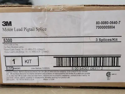 NEW 3M 5300