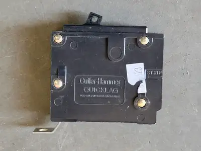 USED CUTLER-HAMMER BAB1015