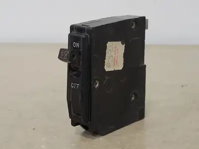 USED SQUARE D QO130
