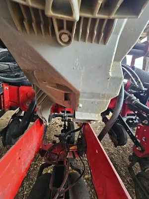 CASE IH 1250 Planters | Iron Listing (16)