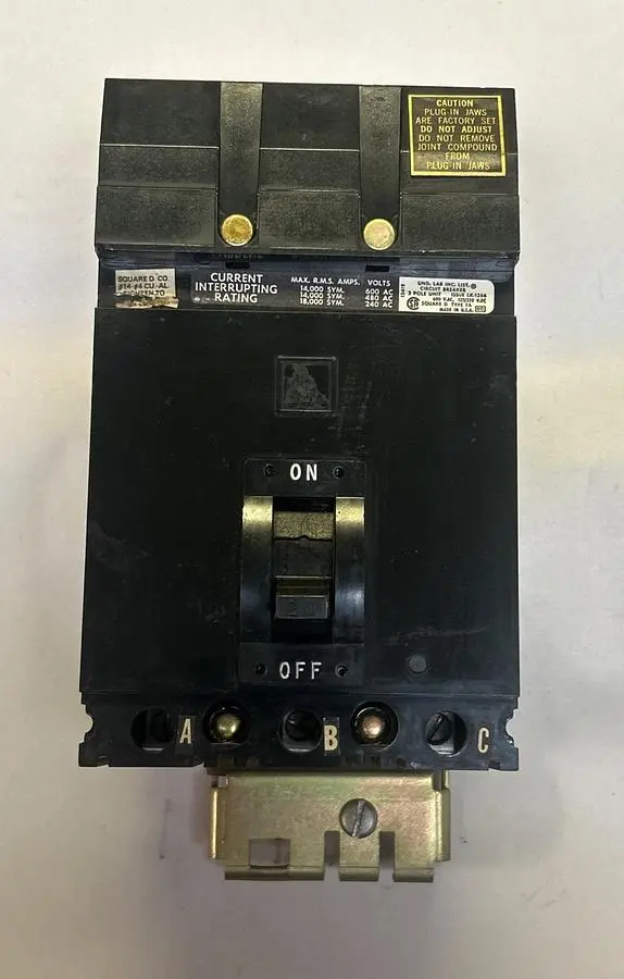 Used SQUARE D FA36020 Circuit Breakers | Surplus Asset Holdings #1189410