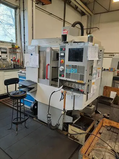 Used 2003 HAAS MINIMILL HE Vertical Machining Centers DE | UCY Industrial GmbH #385641