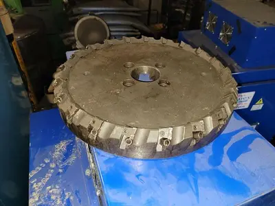 Unknown Brand 15'' Diameter Face Mill Cutting Tool w/2.5'' Arbor Hole