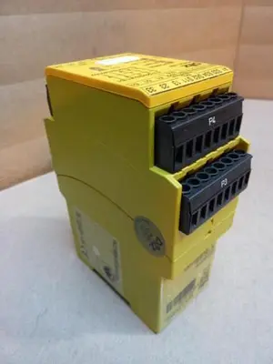 USED PILZ PNOZX8P24VDC3N/O2N/C2SO
