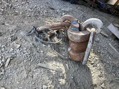 Used AFTERMARKET HEAVY DUTY WELL CASING ELEVATOR Pipe Lifters Pennsylvania US | East West Machinery & Drilling #1417251