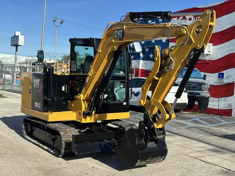 New | in-Stock 2025 CATERPILLAR 305.5E2 CR Crawler Excavators - Mini Florida US | Truck and Van Outlet #1509253