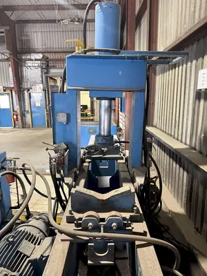 200 TON X 15' JAVELINA TRAVELING HEAD ROLLING FRAME HYDRAULIC STRAIGHTENING PRESS: YOBRO #25136