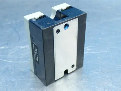 NEW CARLO GAVAZZI RS1A48D40