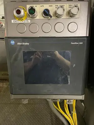 Whallon High Speed Bright Can Palletizer