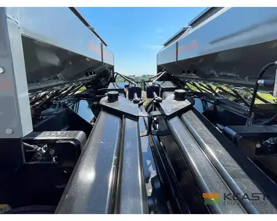 Used CRUSTBUSTER _UNKNOWN_ No-Till Drills Iowa US | Keast Enterprises #1360190